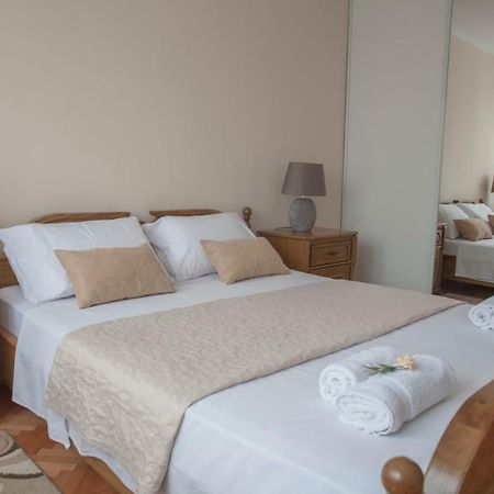 Apartman Preko Morace 2018 พอดโกริกา ภายนอก รูปภาพ