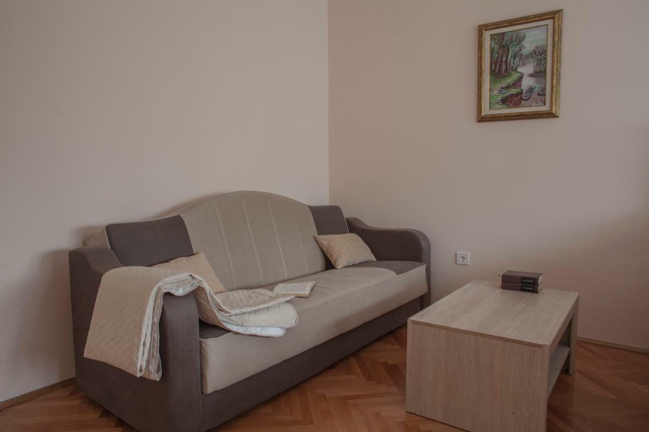 Apartman Preko Morace 2018 พอดโกริกา ภายนอก รูปภาพ